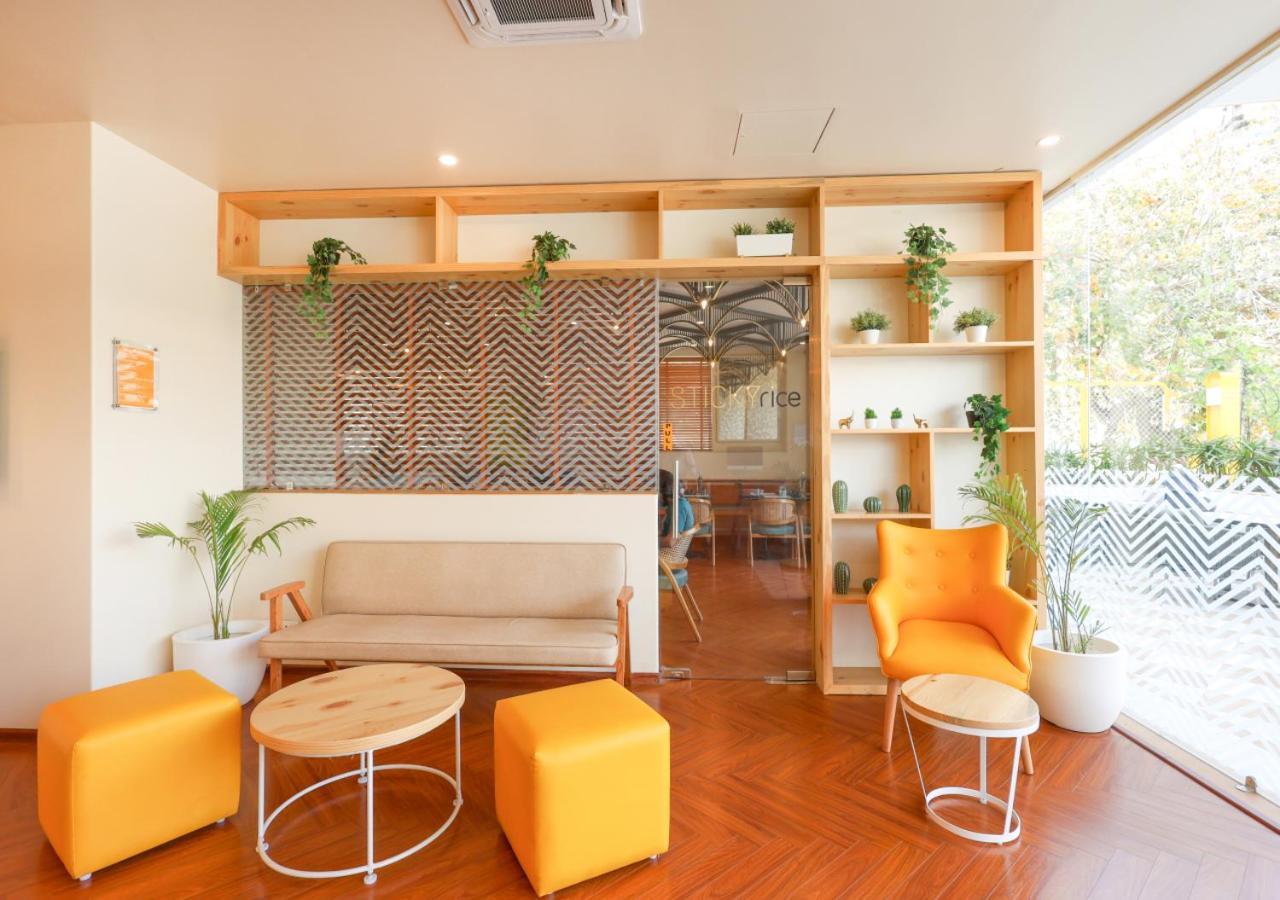 Bloom Hotel - Golf Course Road, Sector 43 Gurgaon Exterior foto