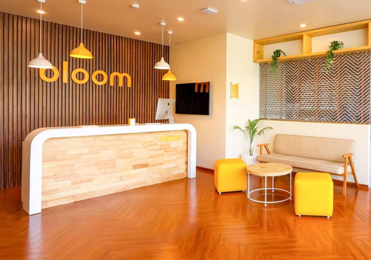 Bloom Hotel - Golf Course Road, Sector 43 Gurgaon Exterior foto